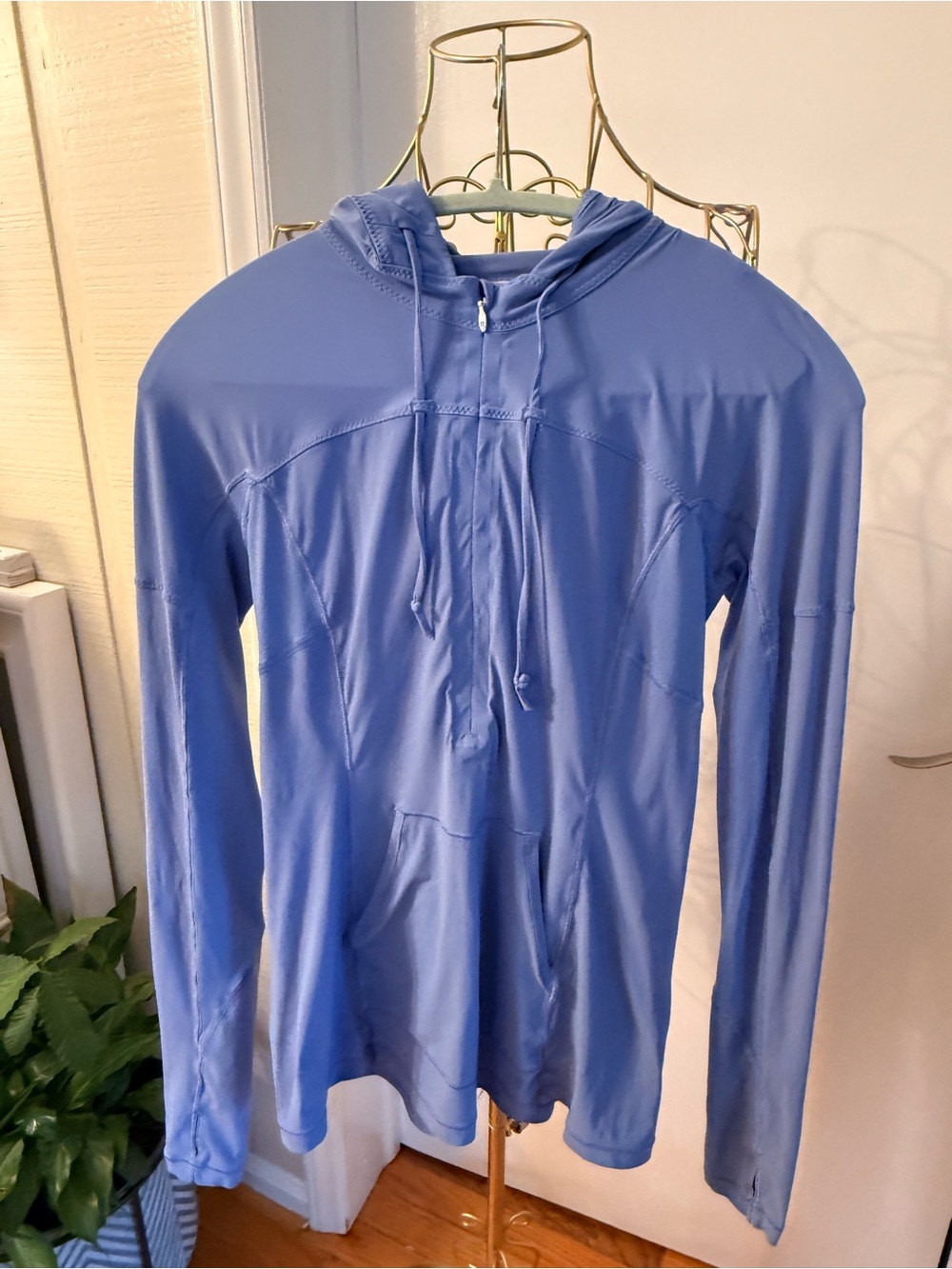 lululemon athletica Light Blue Hooded Long-Sleeve Pullover